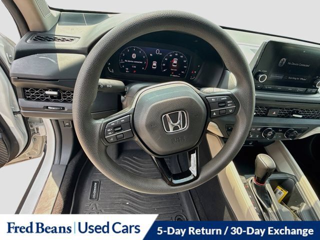 Used 2023 Honda Accord EX image 15