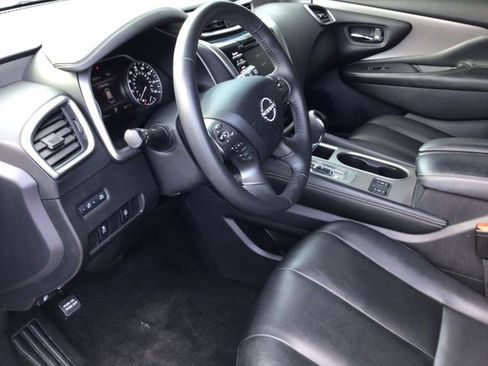 Used 2023 Nissan Murano SV FWD image 24