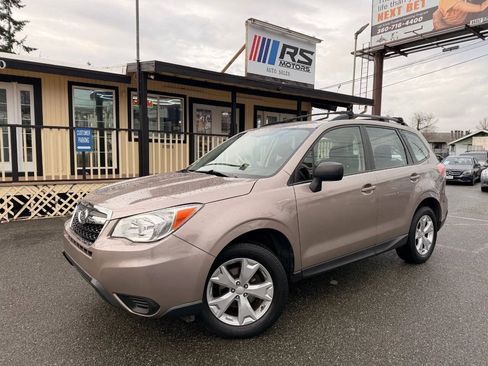 Used 2016 Subaru Forester 2.5i w/ Alloy Wheel Package AWD/4WD image 1