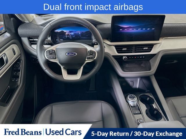 Used 2026 Ford Explorer Active AWD/4WD image 30