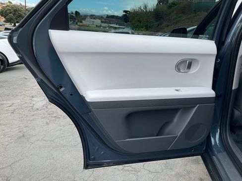 Used 2024 Hyundai Ioniq 5 SEL RWD image 32