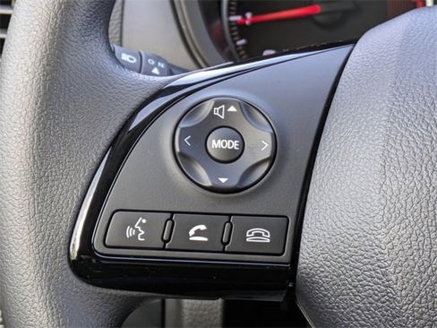 New 2025 Mitsubishi Eclipse Cross LE image 24