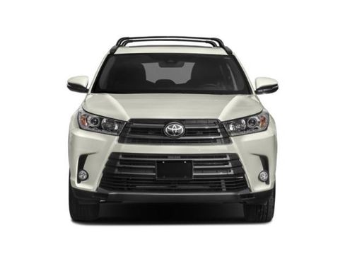 Used 2019 Toyota Highlander XLE AWD/4WD image 4