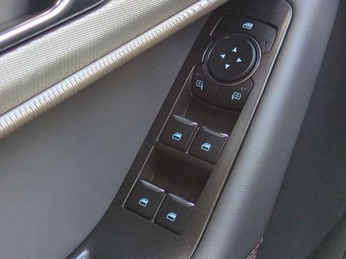 New 2026 Ford Explorer Active image 24