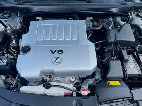 Used 2016 Lexus ES 350 w/ Premium Package w/Wood Trim FWD image 31