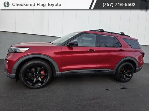 Used 2020 Ford Explorer ST w/ ST Street Pack image 2