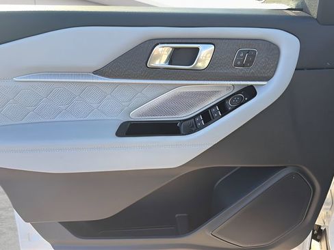 New 2026 Ford Explorer Platinum w/ LUX Leather Package image 26