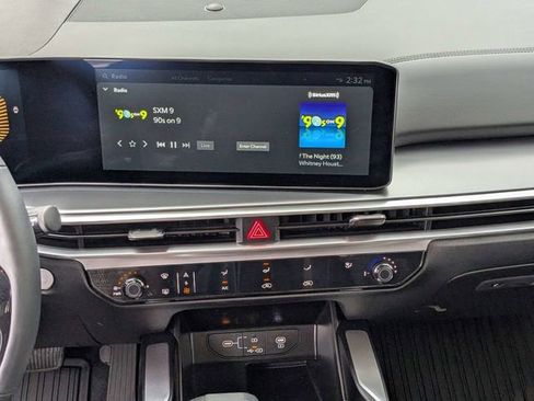 Used 2026 Kia Sorento LX FWD image 18