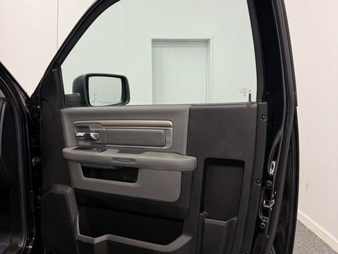 Used 2014 RAM 1500 Express image 20