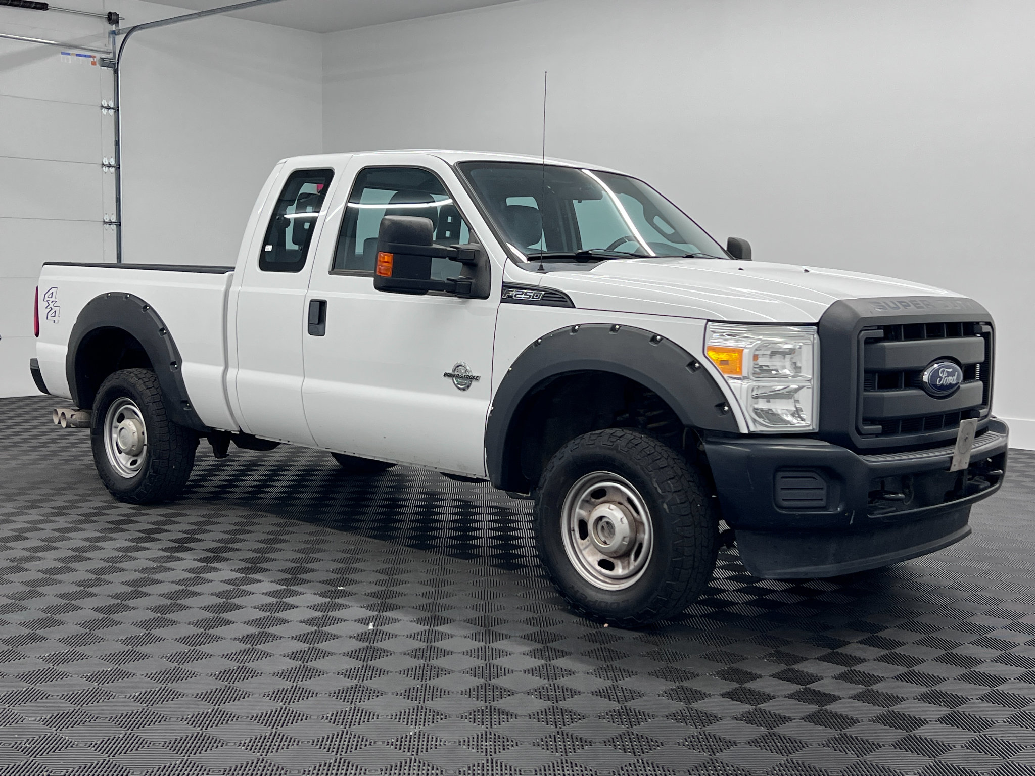 Used 2015 Ford F250 XL w/ Power Equipment Group AWD/4WD image 8