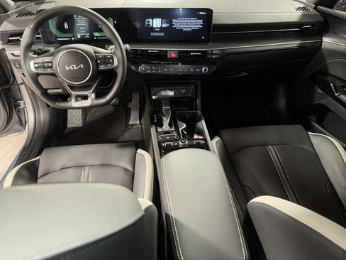 Used 2025 Kia K5 GT-Line w/ GT-Line Premium Package image 15