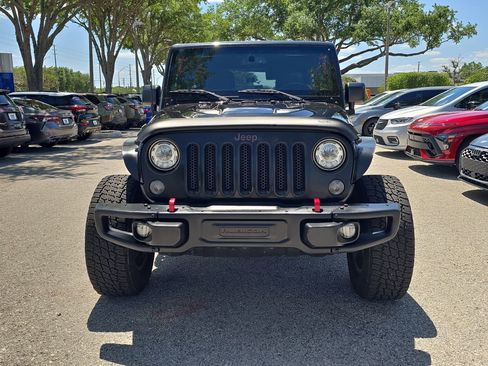 Used 2017 Jeep Wrangler Unlimited Rubicon AWD/4WD image 2