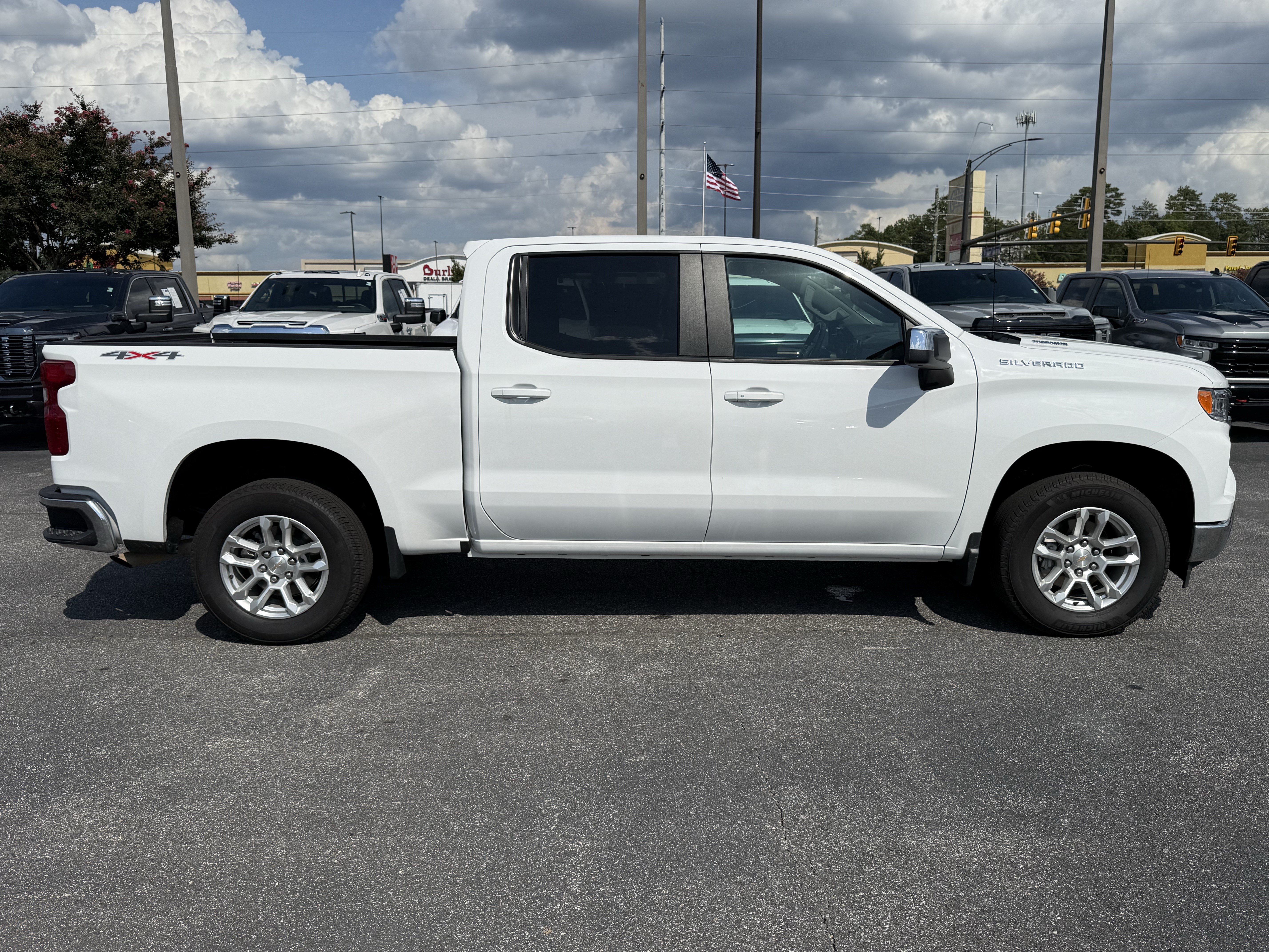 Used 2026 Chevrolet Silverado 1500 LT w/ Protection Package AWD/4WD image 11