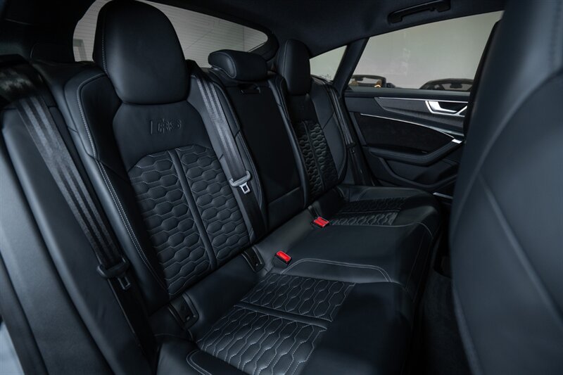Used 2021 Audi RS 7 Sportback w/ Carbon Optic Package AWD/4WD image 32