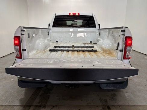 Used 2024 RAM 3500 Big Horn image 9