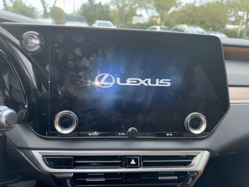 Used 2025 Lexus RX 350 Premium w/ Accessory Package (Z1) image 14