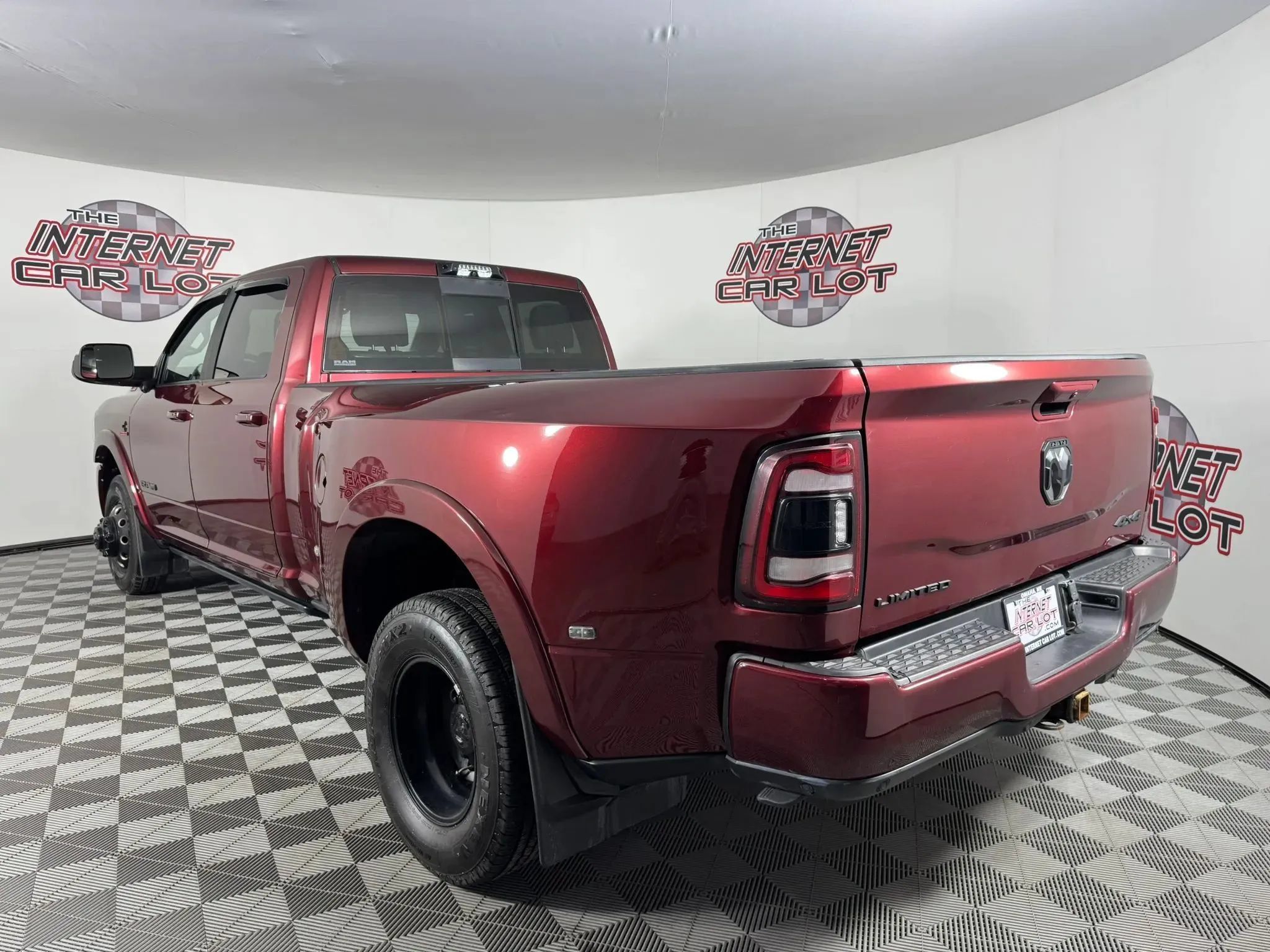 Used 2021 RAM 3500 Limited w/ Max Tow Package AWD/4WD image 5