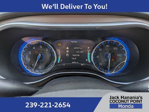 Used 2019 Chrysler Pacifica Touring-L Plus w/ Tire & Wheel Group FWD image 29