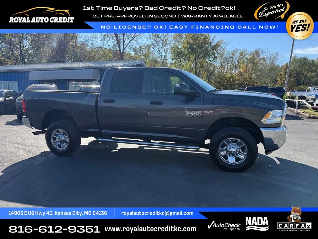 Used 2018 RAM 2500 Tradesman w/ Chrome Appearance Group AWD/4WD image 10