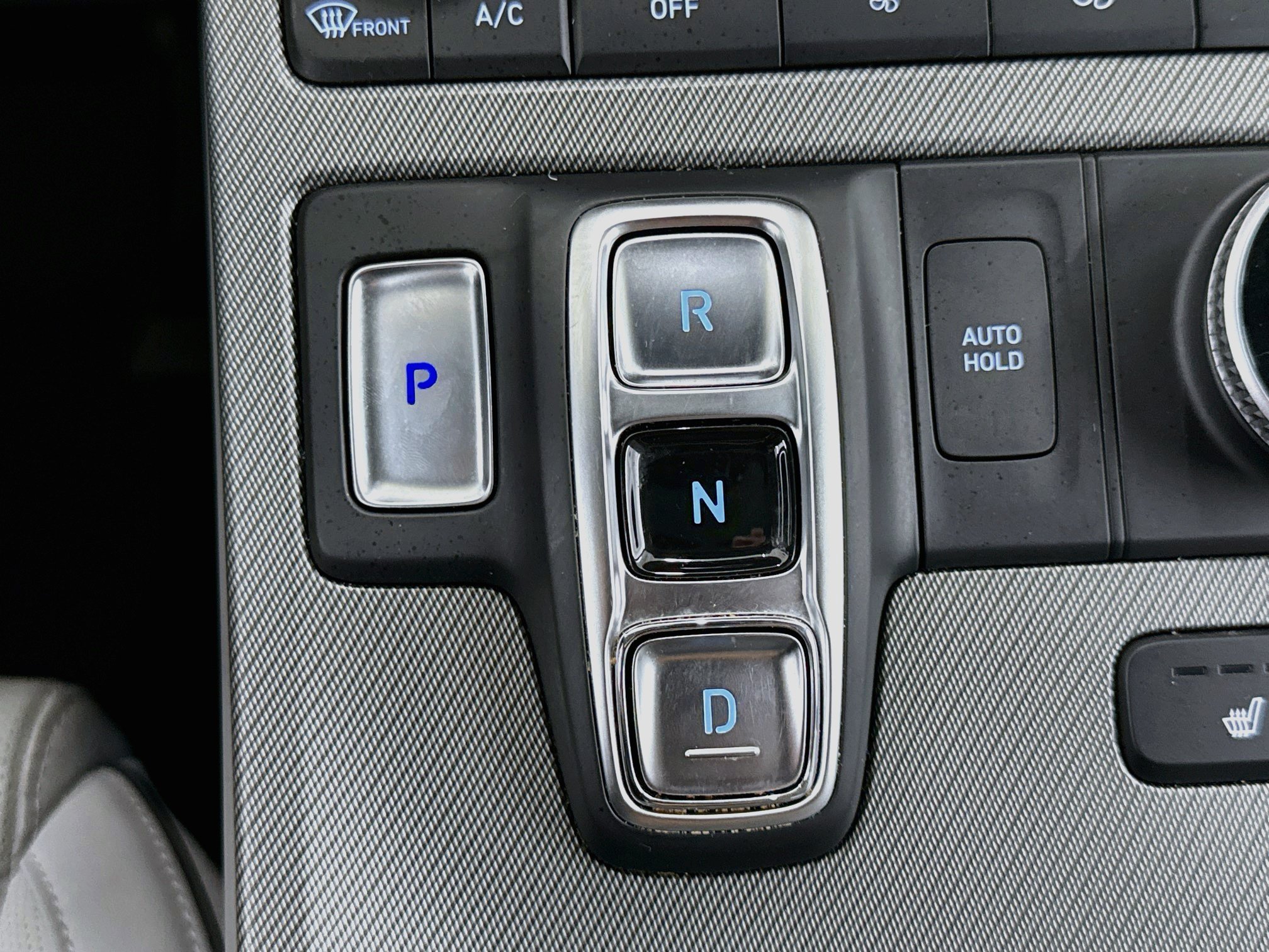 Used 2025 Hyundai Palisade SEL FWD image 25