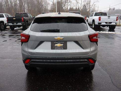 New 2026 Chevrolet Trax LS w/ LS Convenience Package image 21