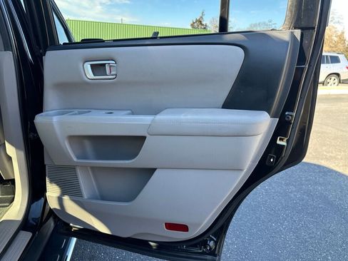 Used 2013 Honda Pilot Touring image 24
