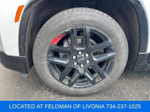 Used 2023 Chevrolet Traverse Premier w/ Redline Edition image 5