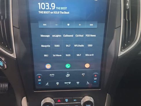 Used 2024 Ford Edge SEL w/ Sport Appearance Package AWD/4WD image 12