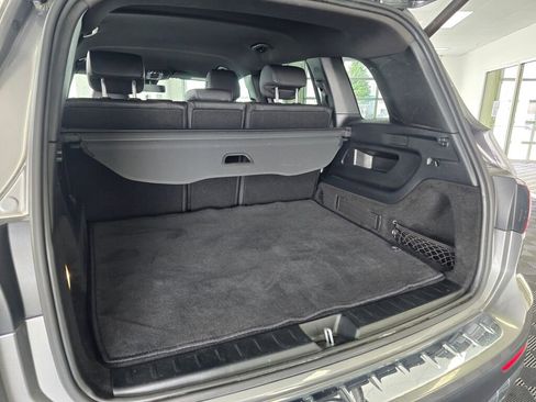 Used 2023 Mercedes-Benz GLB 250 4MATIC image 18