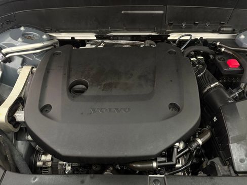 Used 2023 Volvo XC90 B6 Ultimate w/ Lounge Package image 30