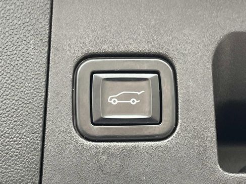 Used 2023 Cadillac XT5 Premium Luxury image 12