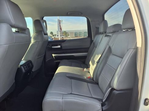 Used 2019 Toyota Tundra Limited image 17