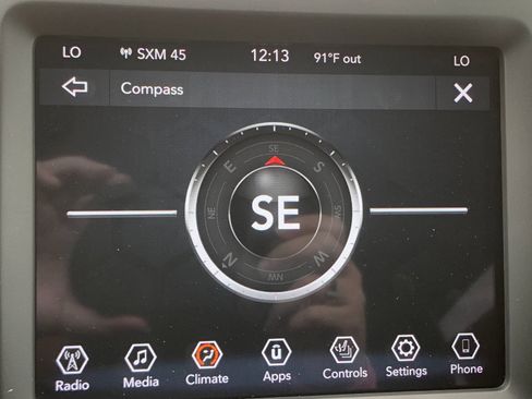 Used 2022 Jeep Cherokee Latitude Lux FWD image 23