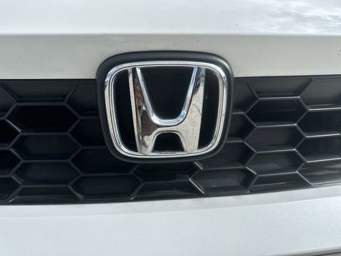 Used 2025 Honda Civic Sport image 10