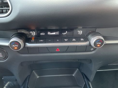 New 2025 MAZDA CX-30 AWD 2.5 S w/ Select Sport Pkg image 18