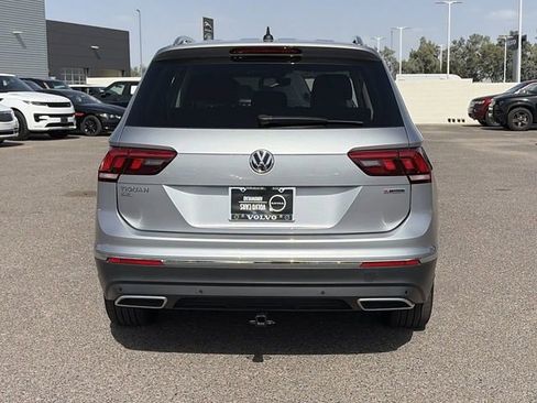 Used 2021 Volkswagen Tiguan SEL AWD/4WD image 8