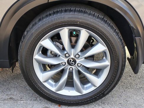 Used 2022 INFINITI QX50 Luxe image 21