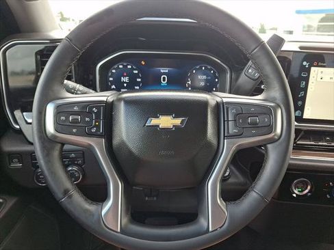 Used 2023 Chevrolet Silverado 1500 LT AWD/4WD image 21