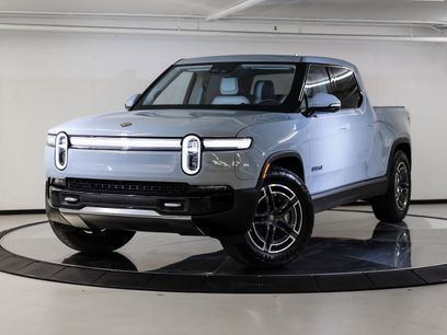 Used 2025 Rivian R1T Adventure