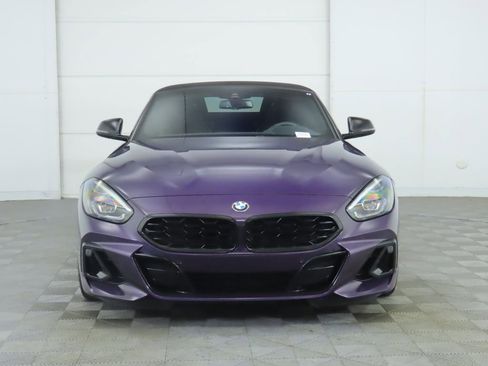 Used 2025 BMW Z4 M40i w/ Premium Package image 10