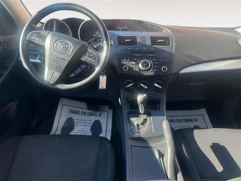 Used 2013 MAZDA MAZDA3 i Sport image 10