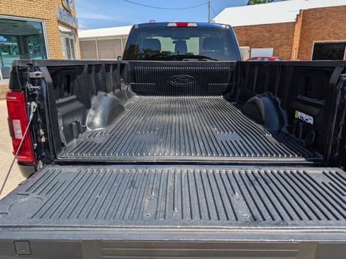 Used 2021 Ford F150 XLT AWD/4WD image 12