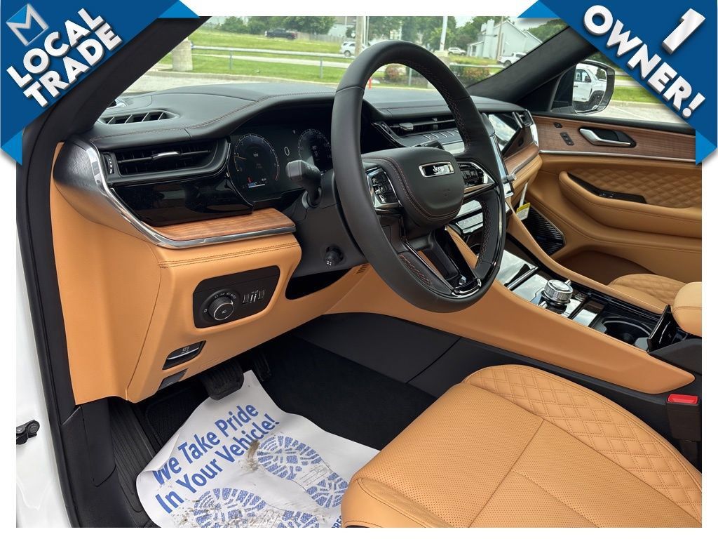 Used 2026 Jeep Grand Cherokee L Summit w/ Advanced Protech Group IV AWD/4WD image 58
