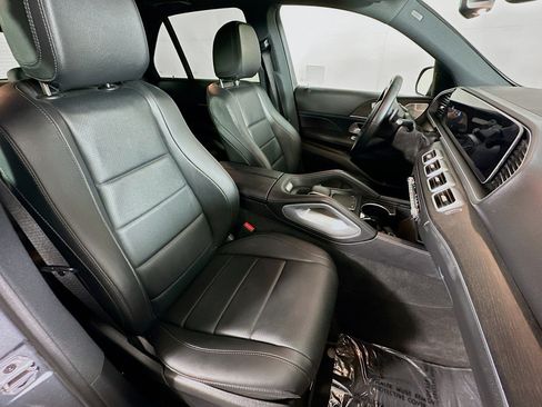Used 2022 Mercedes-Benz GLE 350 w/ Premium Package image 8