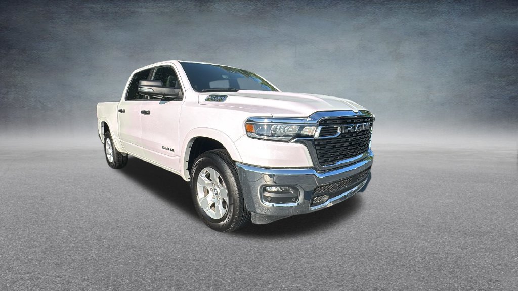 Used 2025 RAM 1500 Big Horn AWD/4WD image 3