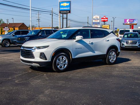 Used 2022 Chevrolet Blazer LT image 3