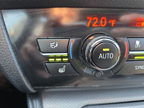 Used 2015 BMW 550i xDrive Sedan image 24