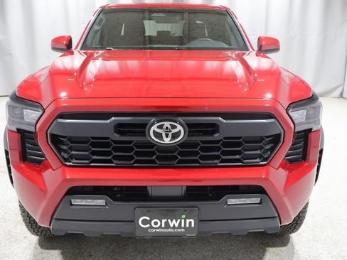 Used 2026 Toyota Tacoma TRD Off-Road AWD/4WD image 8