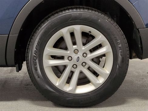 Used 2012 Ford Explorer XLT image 14