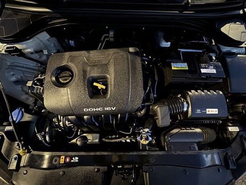 Used 2018 Hyundai Elantra Value Edition image 15